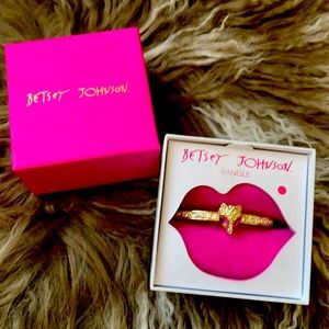 Betsey Johnson lovely fox bracelet